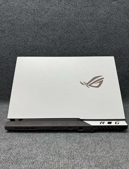 华硕 ROG Zephyrus G15：为电竞而生的轻薄本​